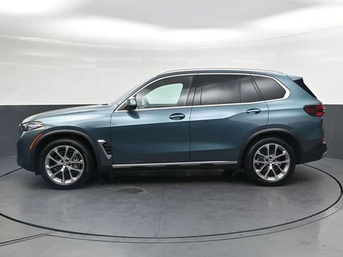 Used 2024 BMW X5 xDrive40i w/ Premium Package AWD/4WD image 9
