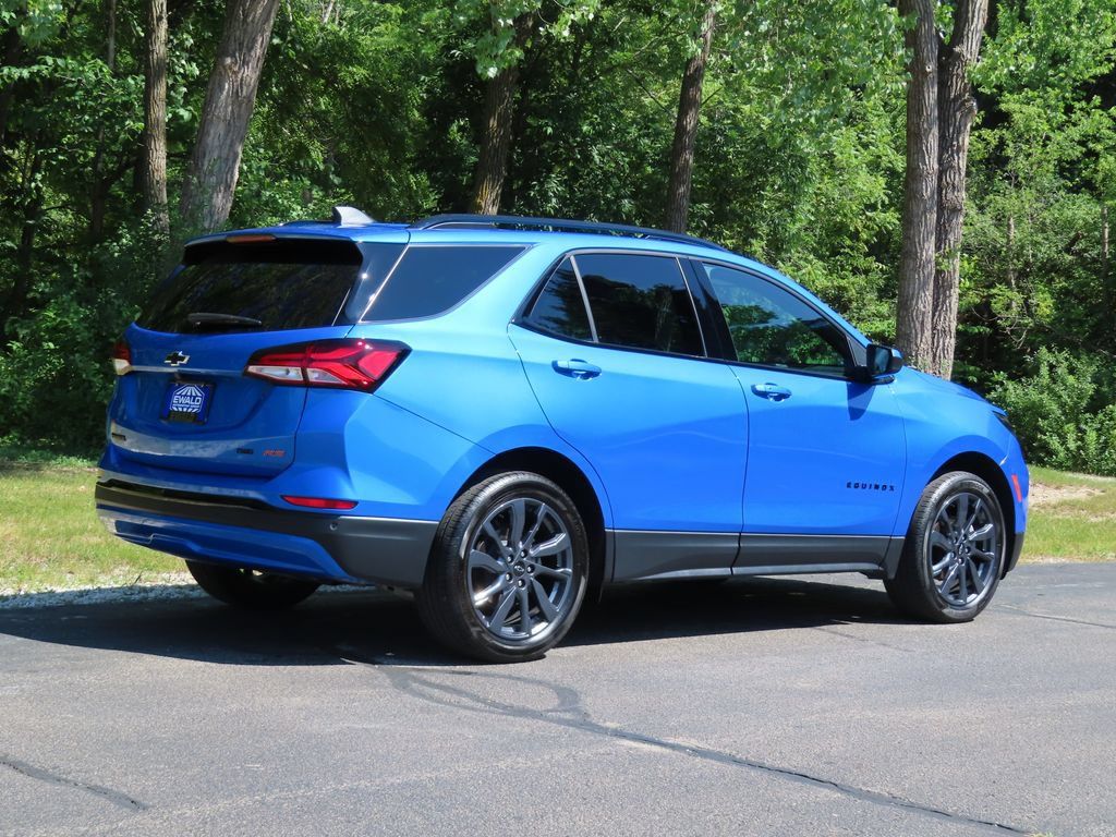Certified 2024 Chevrolet Equinox RS AWD/4WD image 3