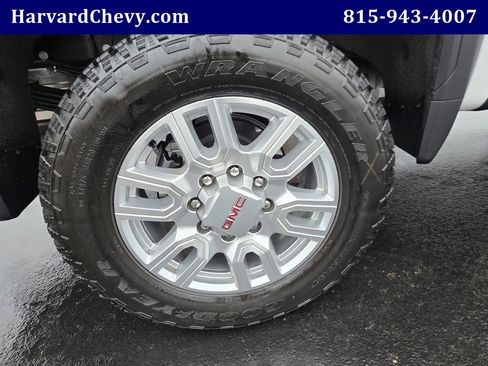 Used 2024 GMC Sierra 3500 SLT w/ Snow Plow Prep/Camper Package image 43