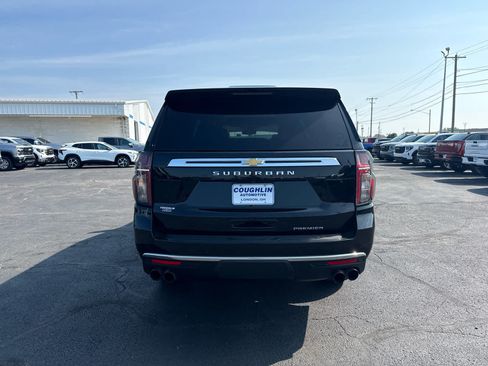 Certified 2022 Chevrolet Suburban Premier AWD/4WD image 4
