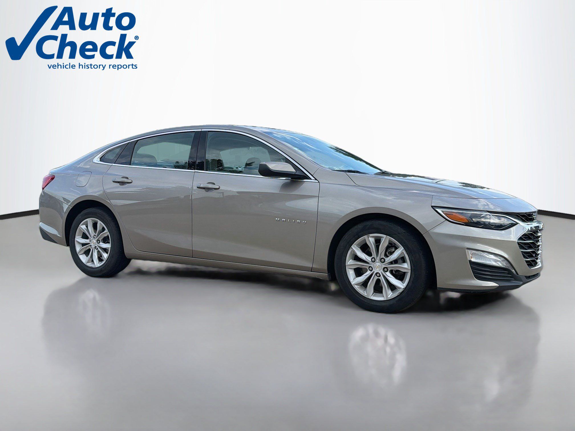 Used 2024 Chevrolet Malibu LT FWD image 1