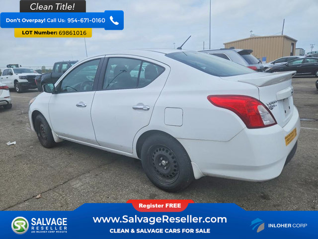 Used 2019 Nissan Versa SV FWD image 3