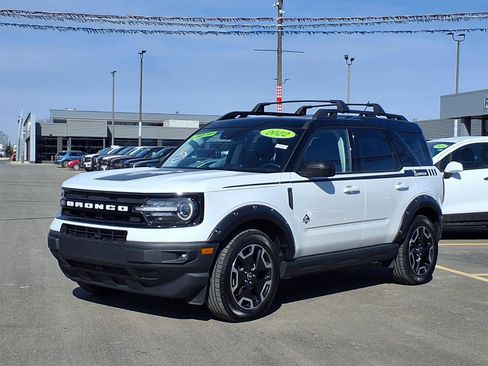 Used 2022 Ford Bronco Sport Outer Banks w/ Tech Package image 1