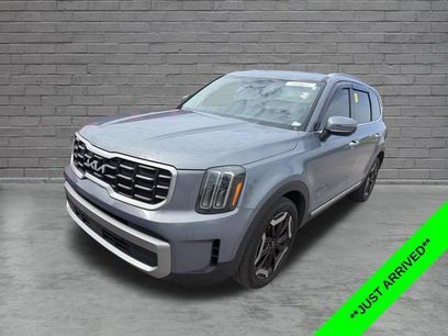 Used 2023 Kia Telluride S