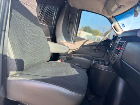 Used 2019 Chevrolet Express 2500 w/ Driver Convenience Package image 11