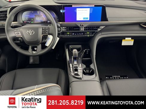 New 2026 Toyota Crown XLE image 7