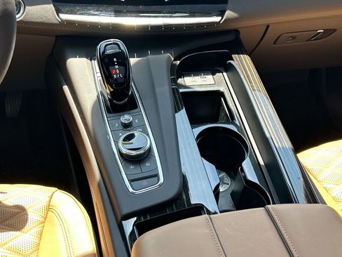 Used 2024 Cadillac Escalade ESV Sport w/ Touring Package AWD/4WD image 17