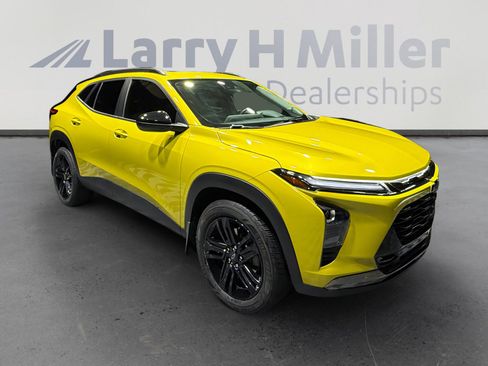 Used 2024 Chevrolet Trax ACTIV w/ Sunroof Package image 7