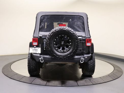 Used 2013 Jeep Wrangler Unlimited Sahara w/ Connectivity Group AWD/4WD image 4