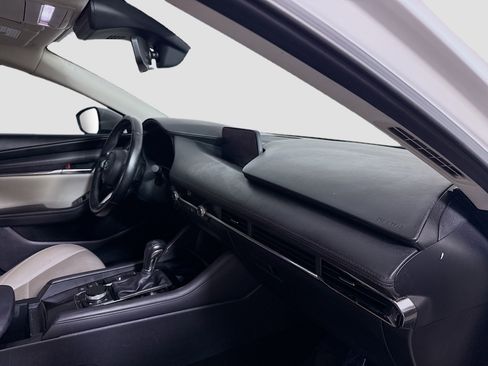 Used 2019 MAZDA MAZDA3 w/Preferred Pkg image 29