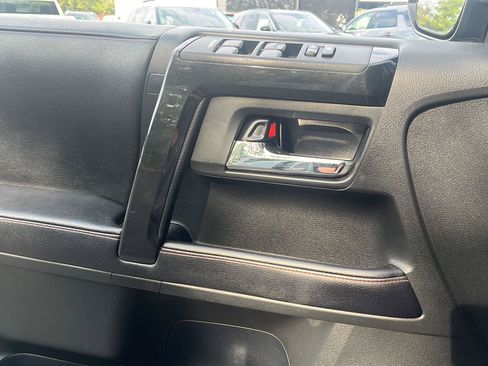 Used 2017 Toyota 4Runner TRD Pro AWD/4WD image 11