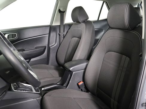 Certified 2024 Hyundai Venue SEL FWD image 27
