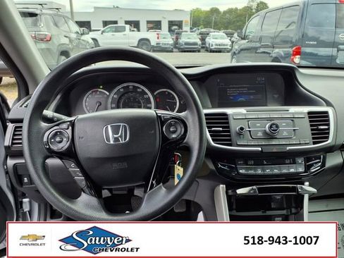 Used 2017 Honda Accord LX image 24