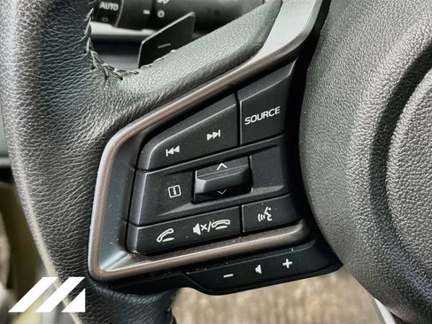 Used 2025 Subaru Outback Premium AWD/4WD image 12