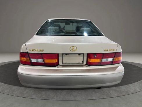 Used 1997 Lexus ES 330 image 6