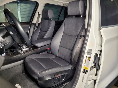 Used 2016 BMW X3 xDrive28i image 18