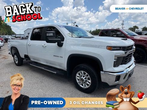Used 2025 Chevrolet Silverado 2500 LT w/ Convenience Package AWD/4WD image 9