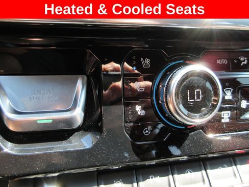 Used 2024 GMC Sierra 1500 Denali Ultimate AWD/4WD image 21