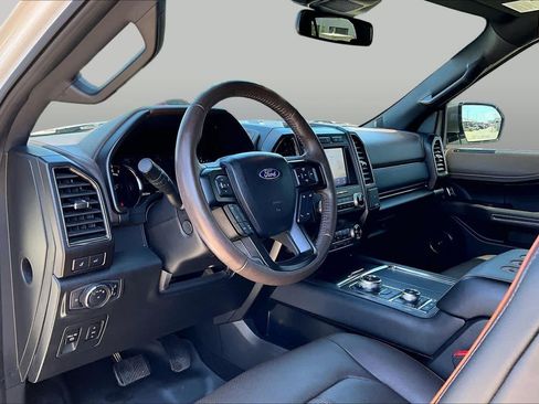 Used 2020 Ford Expedition King Ranch AWD/4WD image 17