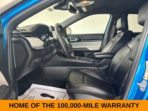Used 2025 Jeep Compass Limited AWD/4WD image 8