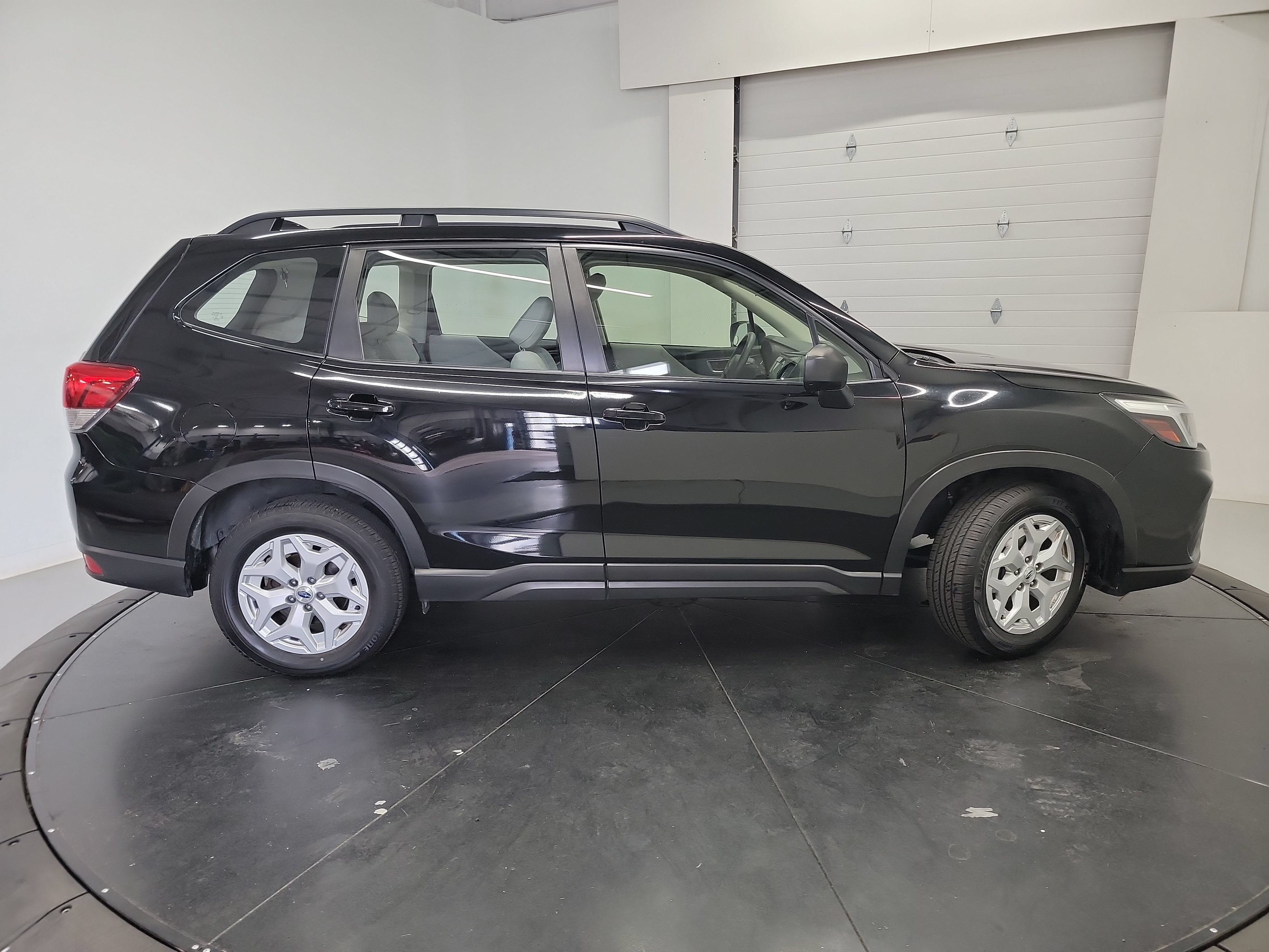 Used 2021 Subaru Forester AWD/4WD image 11