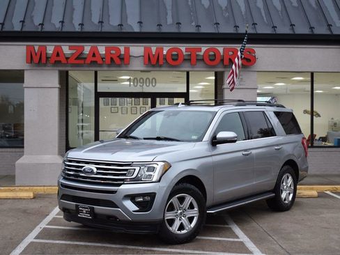 Used 2020 Ford Expedition XLT w/ Equipment Group 202A image 2