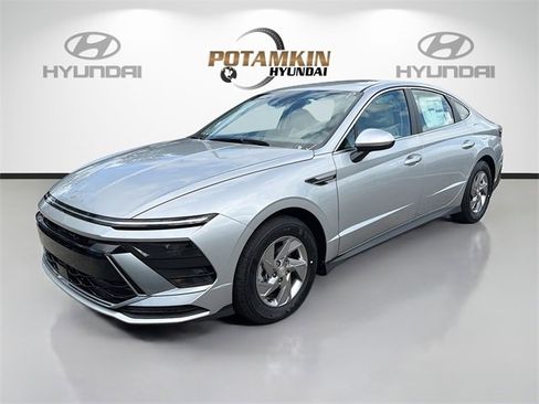 New 2026 Hyundai Sonata SE image 1