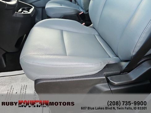 Used 2017 Ford Transit 150 XL image 13