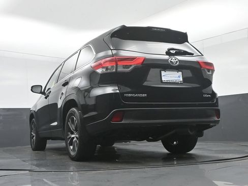 Used 2019 Toyota Highlander Plus AWD/4WD image 63