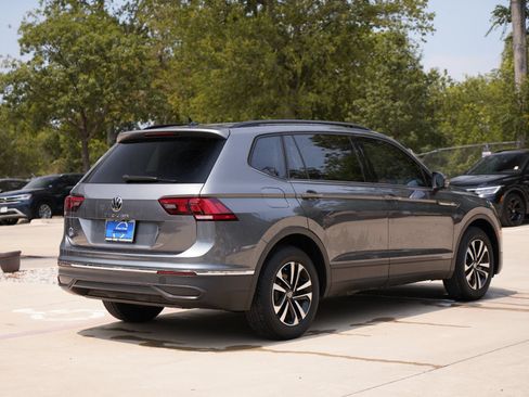 Certified 2024 Volkswagen Tiguan S FWD image 5