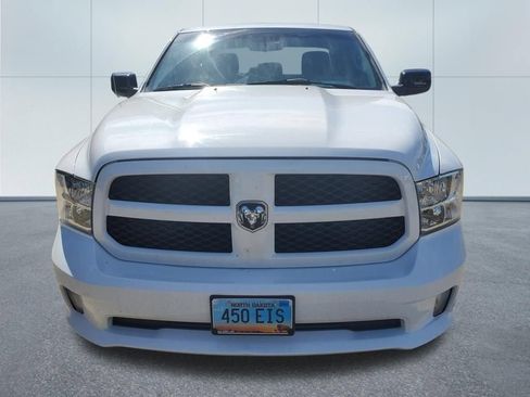 Used 2016 RAM 1500 Express AWD/4WD image 2