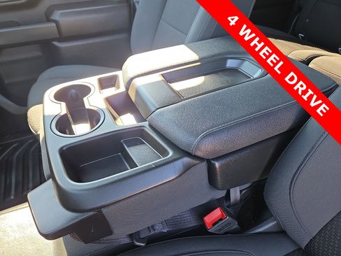 Used 2024 GMC Sierra 3500 Pro image 25