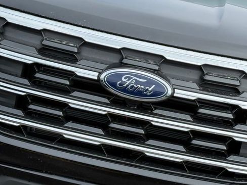 New 2026 Ford Explorer Active image 4