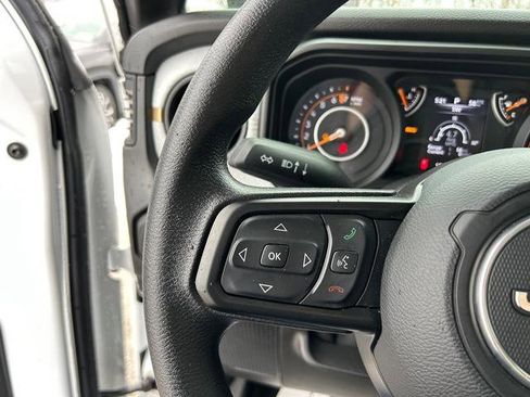 Used 2024 Jeep Gladiator Sport image 22