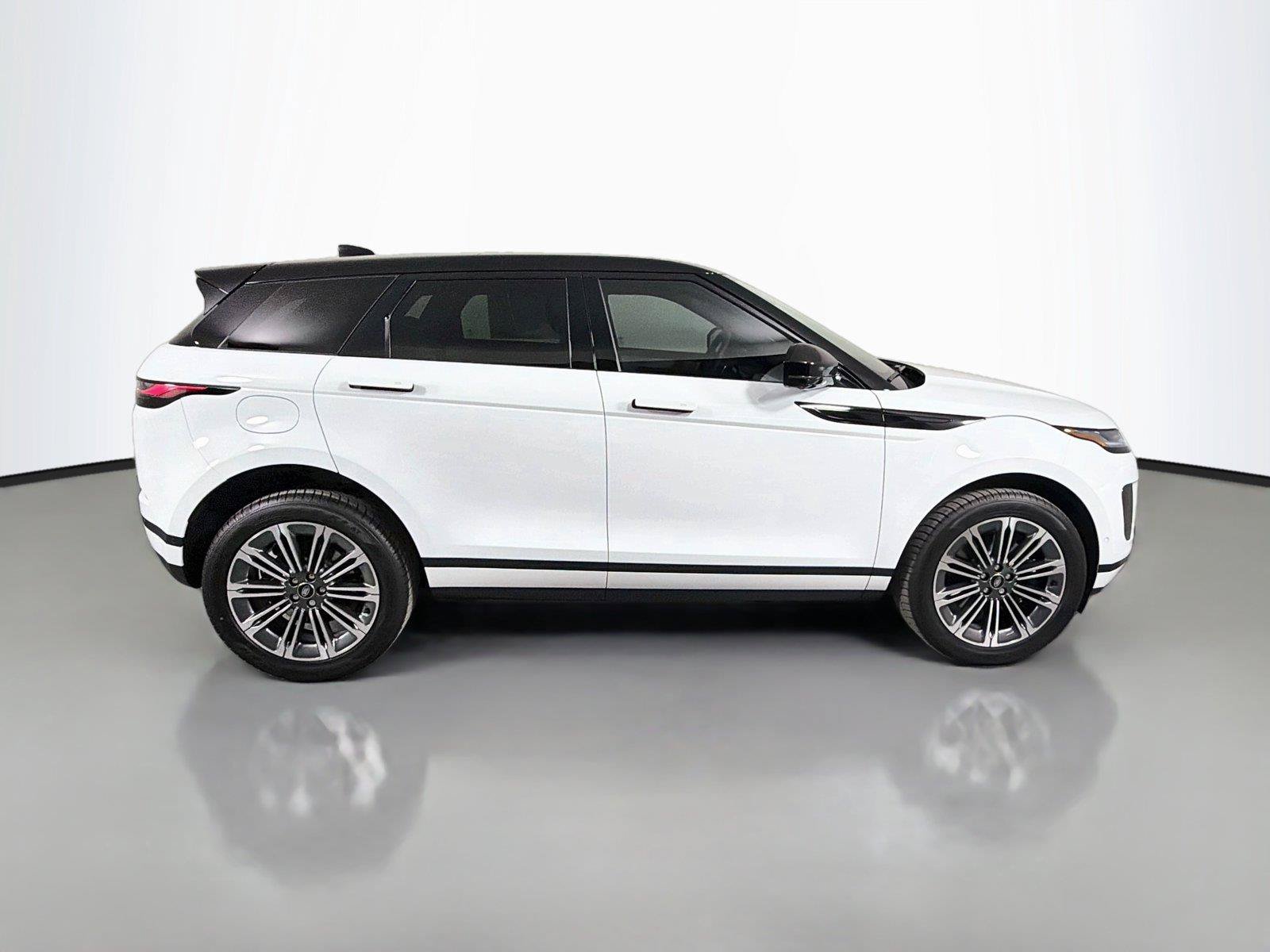 New 2026 Land Rover Range Rover Evoque S AWD/4WD image 4