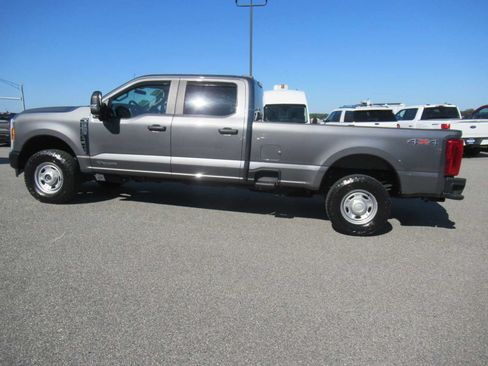 Used 2024 Ford F250 XL w/ XL Off-Road Package AWD/4WD image 8