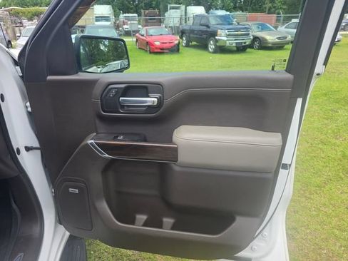 Used 2019 GMC Sierra 1500 SLT w/ SLT Premium Plus Package AWD/4WD image 50