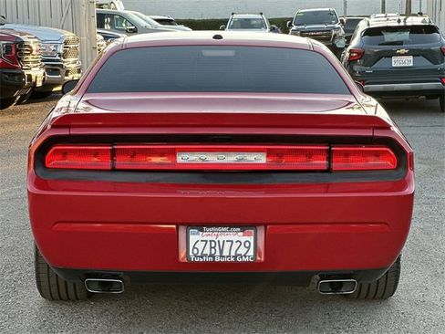 Used 2013 Dodge Challenger R/T w/ Electronics Convenience Group image 5