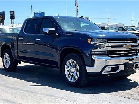 Used 2022 Chevrolet Silverado 1500 LTZ w/ Safety Package II AWD/4WD image 1