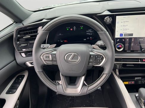 Used 2025 Lexus RX 350 Premium image 16