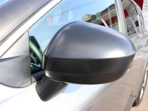 Used 2024 Nissan Rogue S AWD/4WD image 52