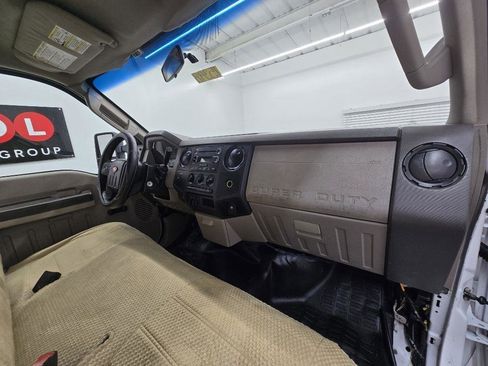 Used 2010 Ford F250 XL AWD/4WD image 19