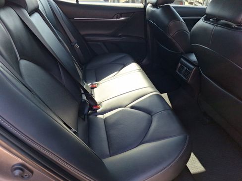 Used 2022 Toyota Camry XSE w/ Cold Weather Package FWD image 26