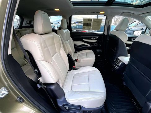 Used 2022 Subaru Ascent Limited w/ Technology Package image 18