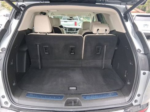 Certified 2023 Buick Enclave Essence w/ Sport Touring Edition image 17