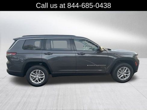New 2025 Jeep Grand Cherokee L Laredo image 4