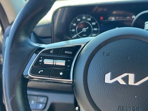 Certified 2025 Kia Seltos EX w/ EX Sunroof Package AWD/4WD image 22