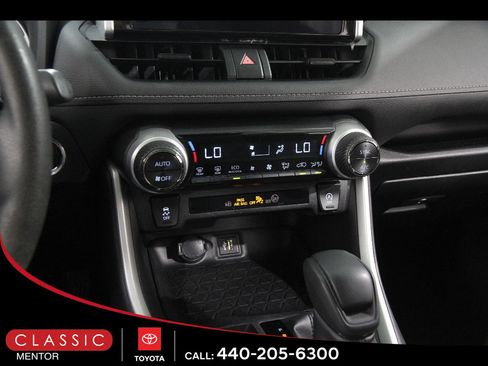 Used 2023 Toyota RAV4 XLE FWD image 12