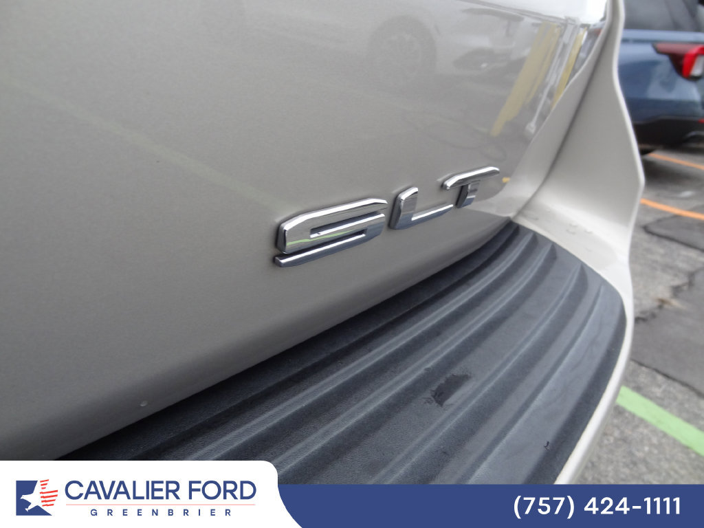 Used 2022 GMC Yukon XL SLT w/ SLT Luxury Package AWD/4WD image 7