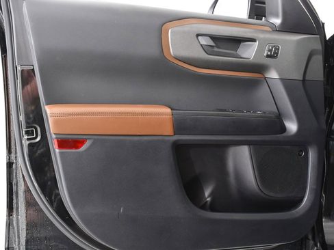 Used 2025 Ford Bronco Sport Outer Banks w/ Outer Banks Tech Package+ image 24